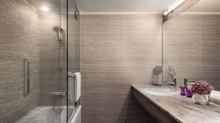 デラックスルーム キングベッド1台 禁煙 レイクビュー