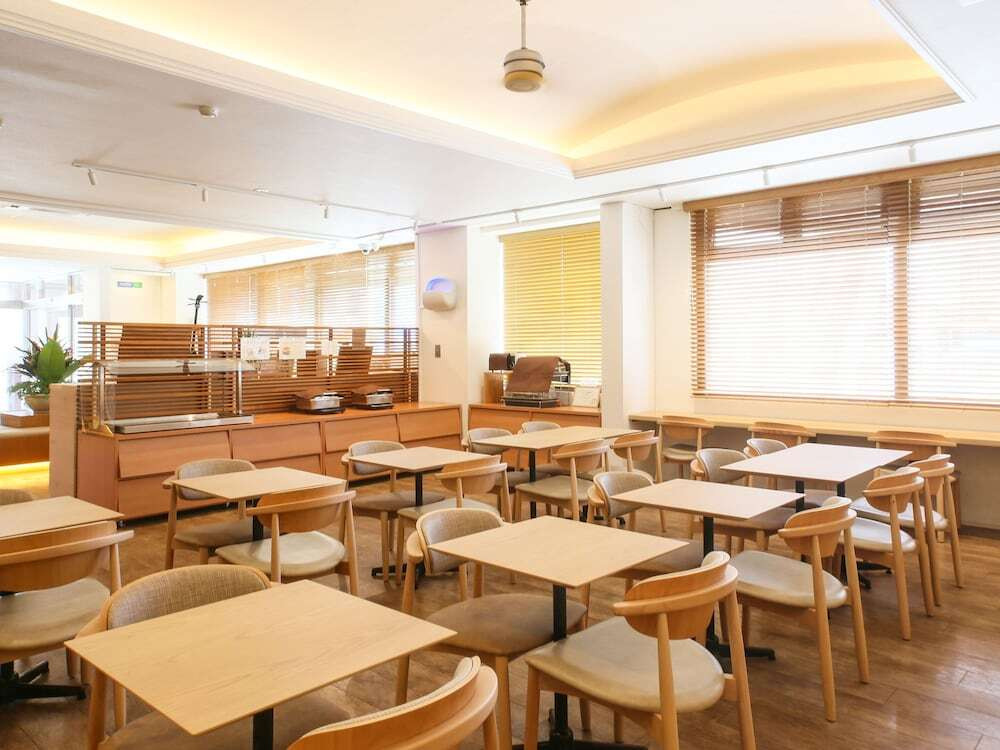 レストラン