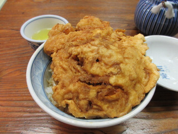 「雷門 三定」料理 721694 中かきあげ丼　ふたオープン