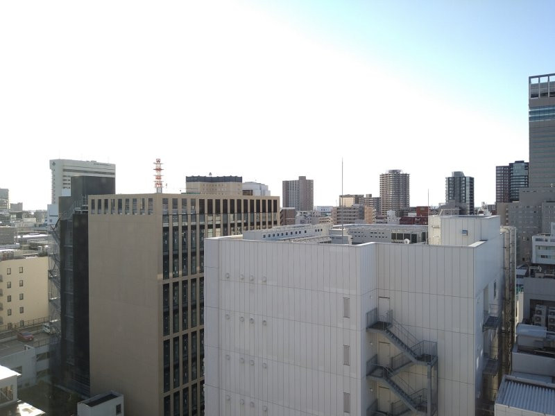 上層階なのに窓からの眺望が微妙