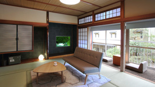 【西館】10畳（トイレ付）＜お食事処＞ [モダン] [和室] [禁煙]