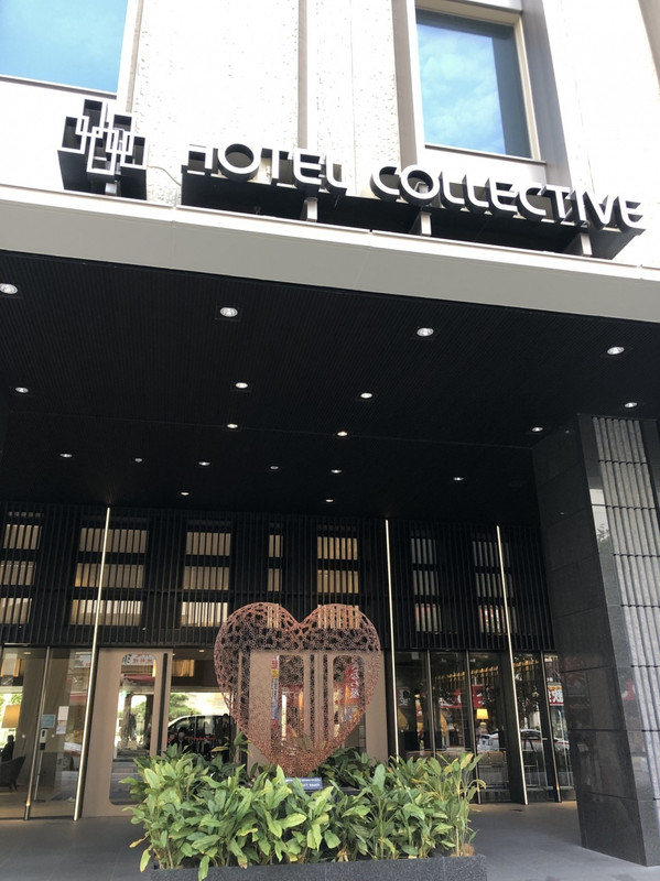 国際通り側の玄関先