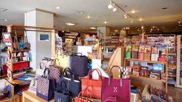 ギフト ショップ / 8