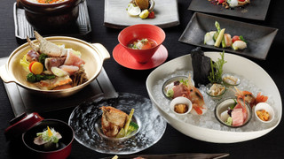 露天風呂付和洋室 （レストランでの会席料理の夕食込）