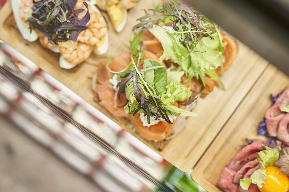 朝食ビュッフェ