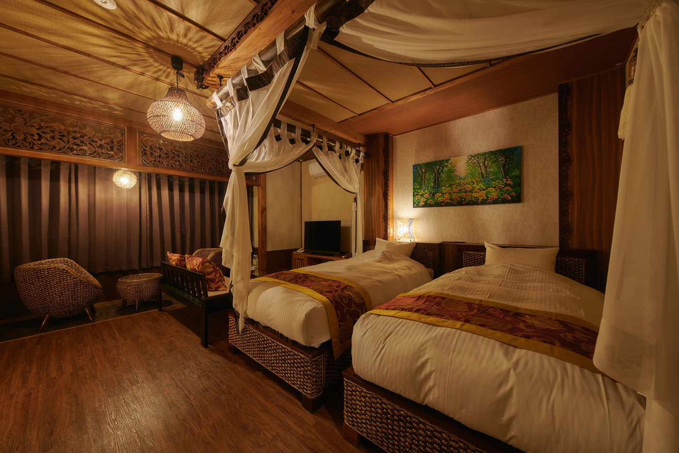 バリの風が吹く館内でおもいっきり飲んで、遊べる！4277225