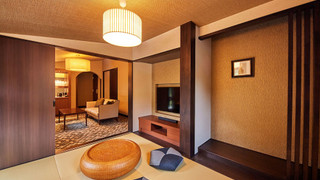 和洋室プレミア 禁煙 (3名様以上に限り、お布団のご用意あり)