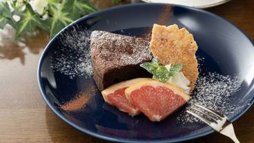 食事・飲み物 / 8