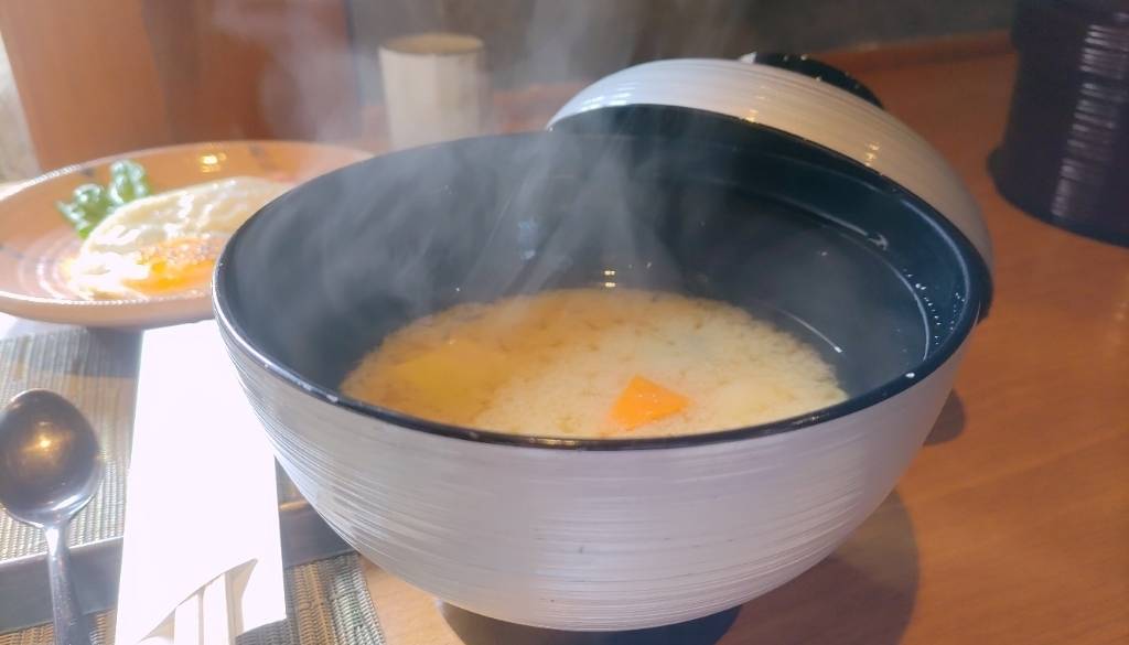 しっかり満たされる朝
和定食で元気チャージ / 3