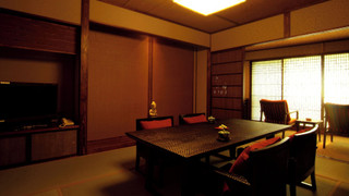 [共用バスルーム] せせらぎの間 (飛鳥 嵐山) 貸切温泉30分付き 夕朝部屋食 禁煙