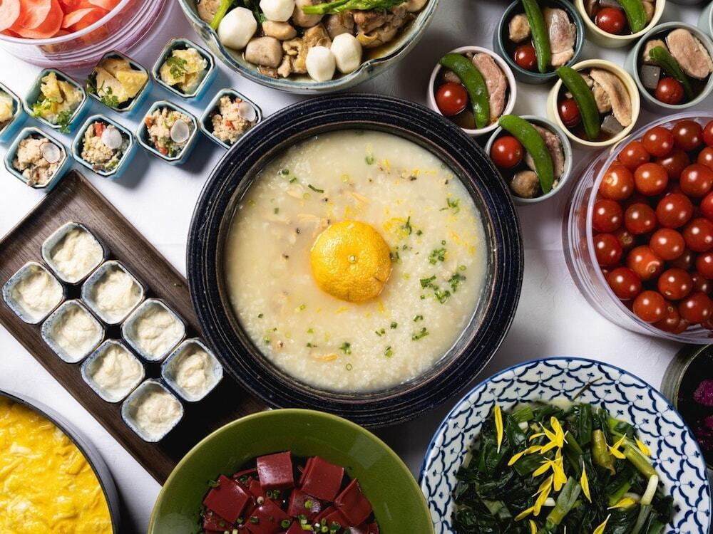 朝食