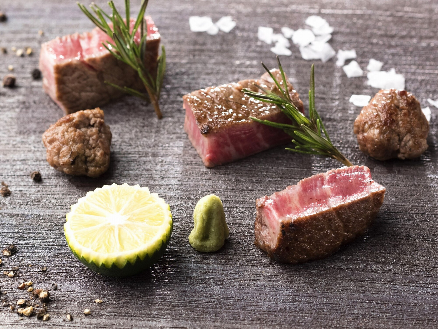 まるで美術館!峡谷の中に佇む究極の癒しホテル3956328