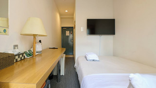 エコノミー ダブルルーム 喫煙可