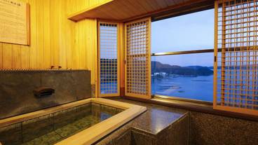 9階 温泉露天風呂付き特別室（和洋室）バリアフリー　露天風呂 / 15