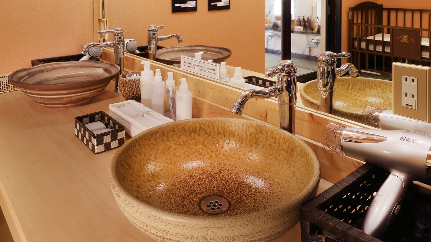 大浴場の洗面台