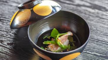 食事・飲み物 / 3