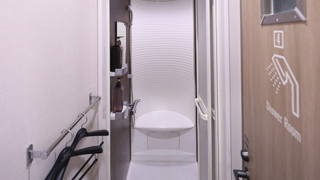 女性専用ツインキャビン(上段・下段)