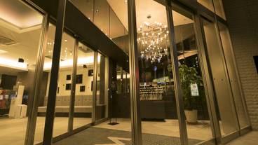 施設の入り口 / 4