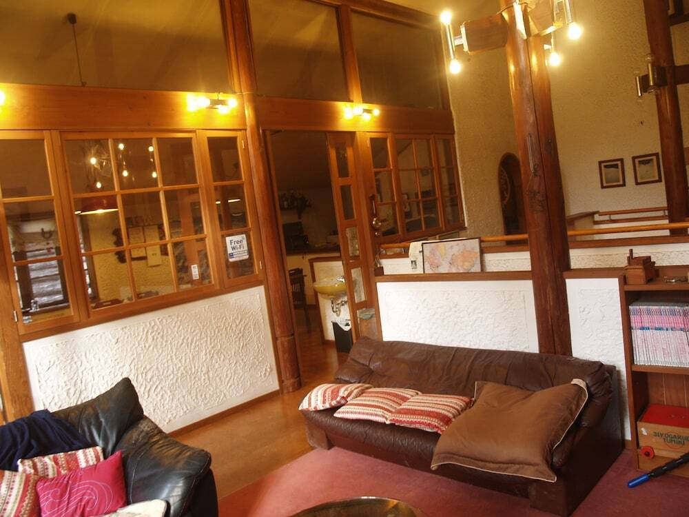 ロビーラウンジ