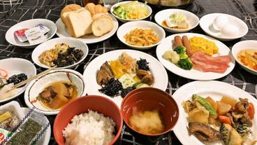 朝食ビュッフェ / 3