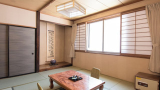 [東館] 和室8畳 (お手洗い, 洗面所なし)