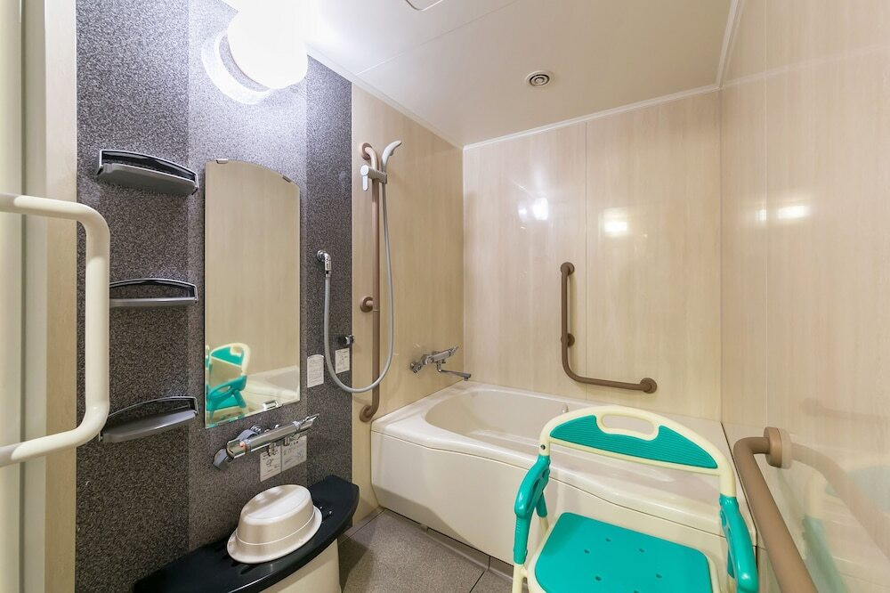 アクセシブルツイン／バスルーム