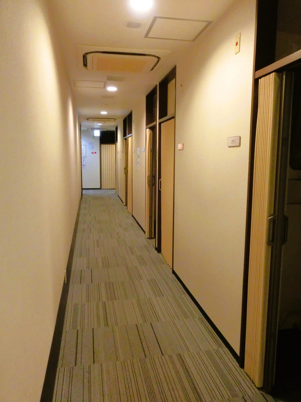 ２階　カプセルルームフロアー