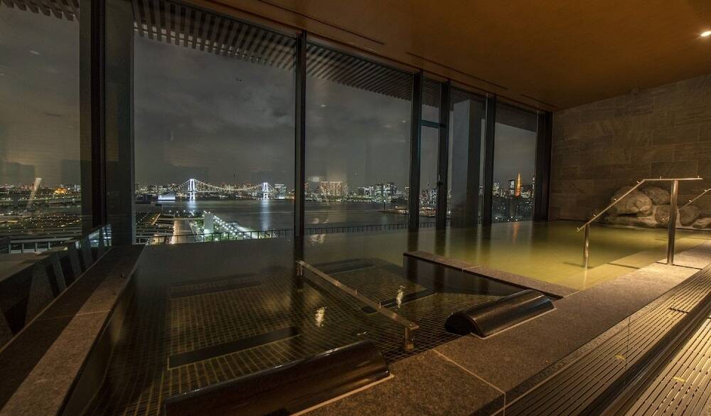 男女別の天然温泉眺望大浴 / 1