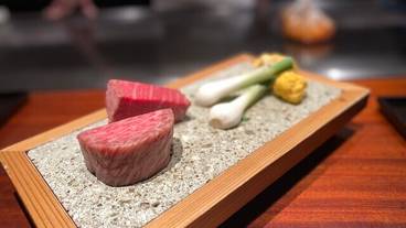 鉄板焼カウンター / 2