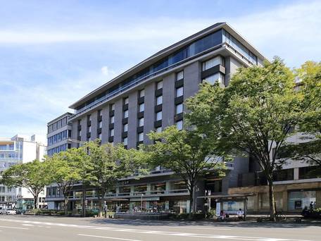 ホテル本能寺 / 1