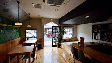 内部エントランス / 3