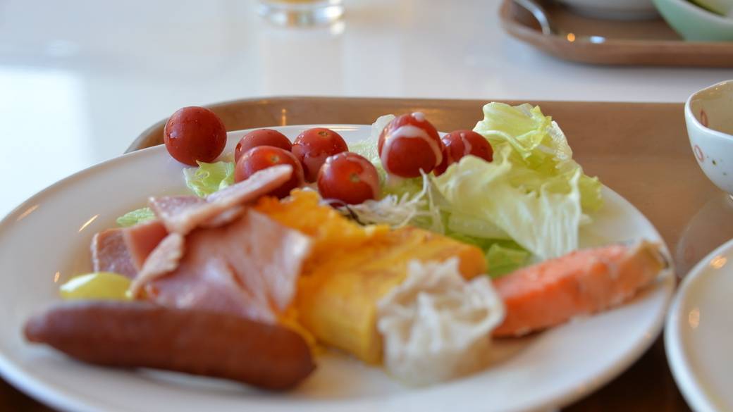 朝食の盛り付け一例③ / 4