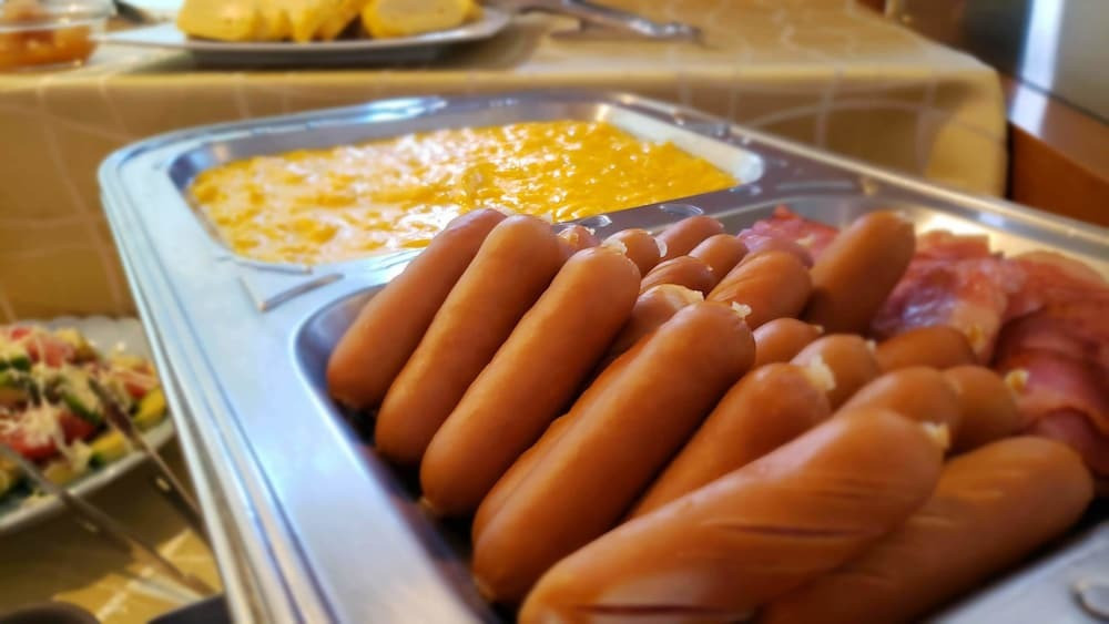 朝食ビュッフェ