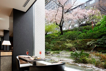 「チリエージョ」 内観 182699302 