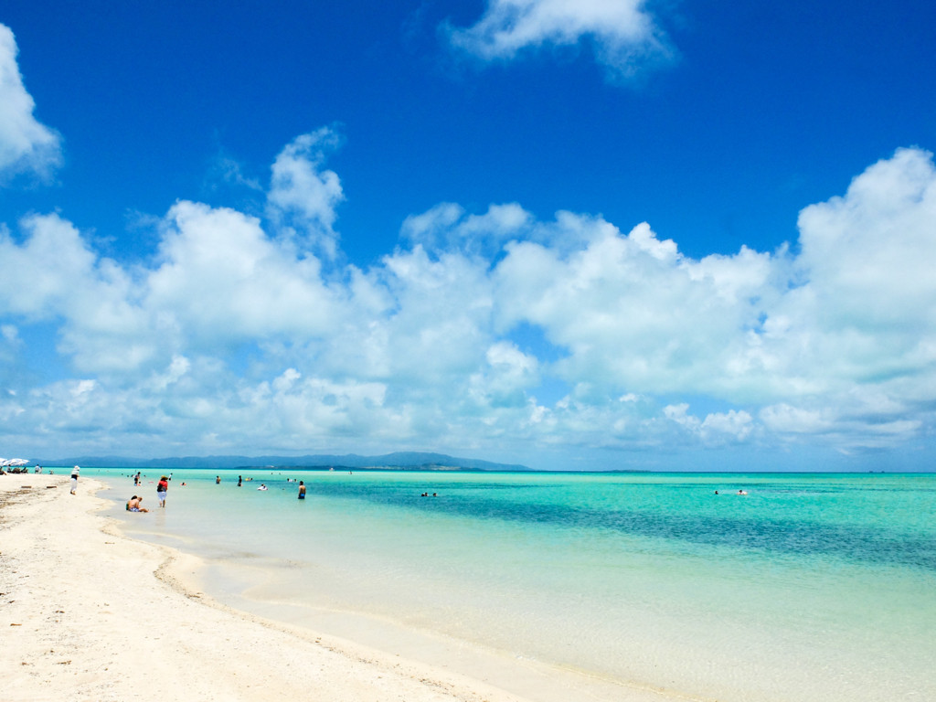 離島ならではのゆっくりした時が流れる竹富島3431544