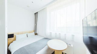 エコノミー ダブルルーム セミダブルベッド 1 台 禁煙 浴槽