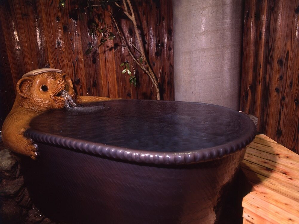 無料貸切風呂_2番地_たぬき風呂_温泉