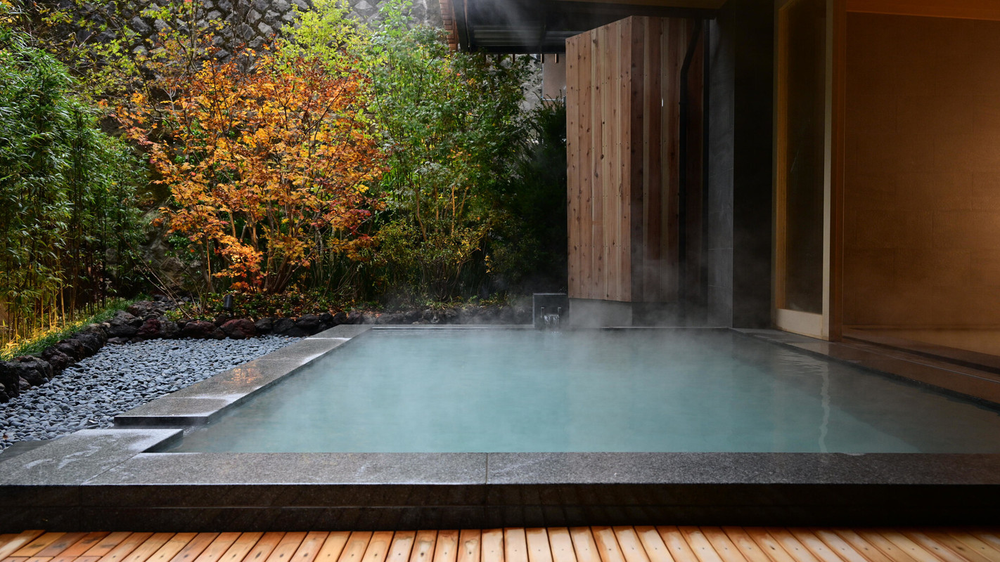 男性大浴場「蕩の湯」露天風呂