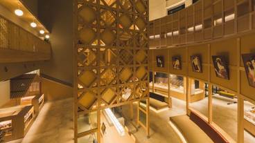 内部エントランス / 2