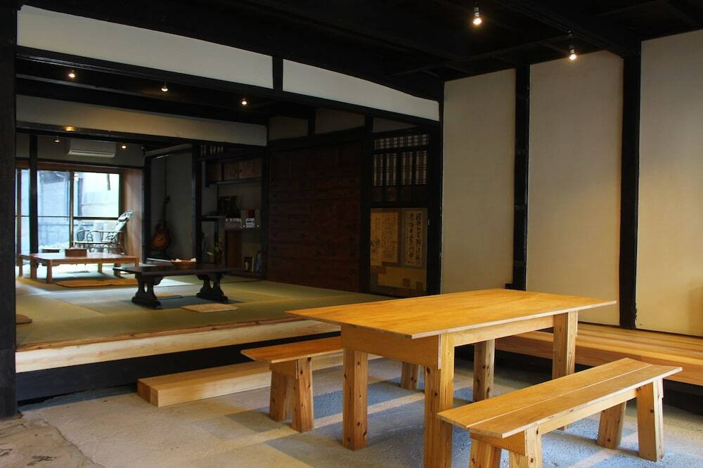 ロビー応接スペース