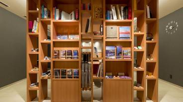 ロビーラウンジ / 12