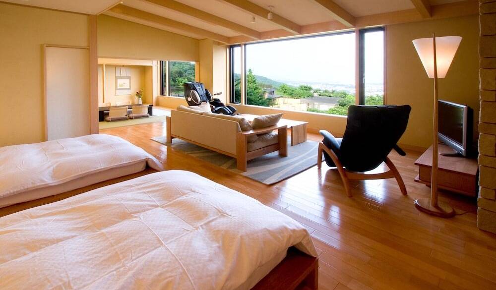 展望風呂付特別室「花水木」 / 1