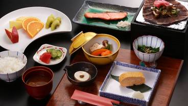 食事・飲み物 / 1