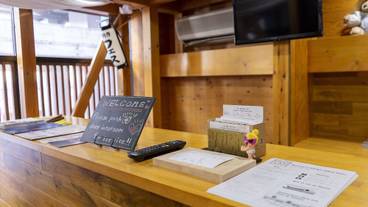 ロビーラウンジ / 3