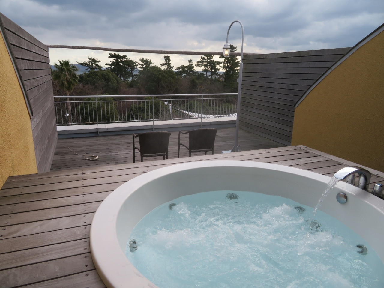 3.彼と異国リゾート気分を味わえる「リゾートホテル　モアナコースト」3843116