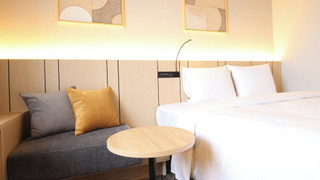 スタンダード ルーム キングベッド 1 台 禁煙 コーナー