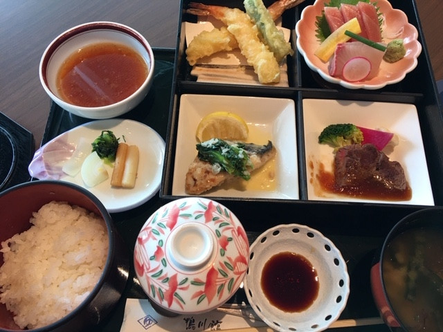 ランチ　\2200