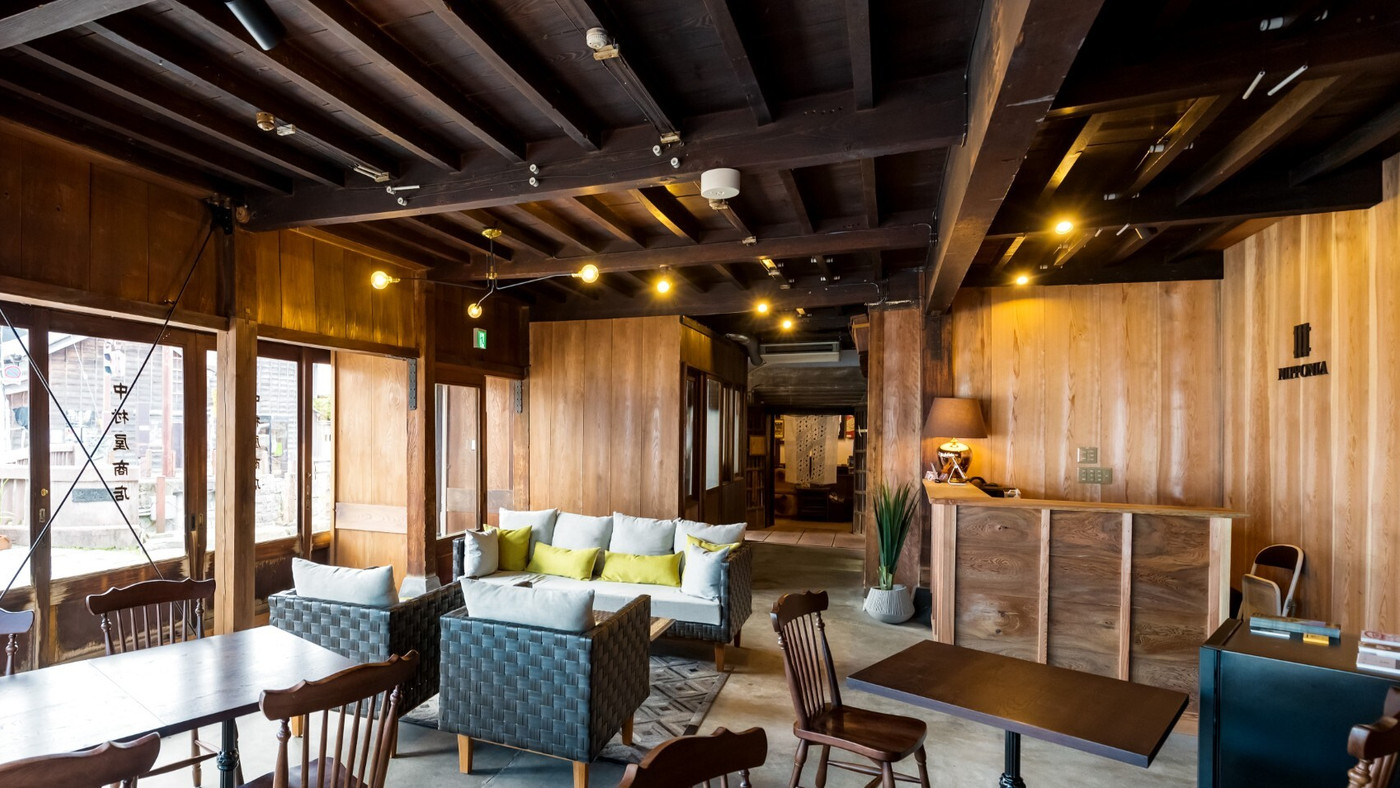 江戸時代にタイムトリップ？レトロモダンな建物が素敵3845255