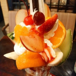 デカ盛りすぎる!巨大パフェが食べられる東京のお店6選