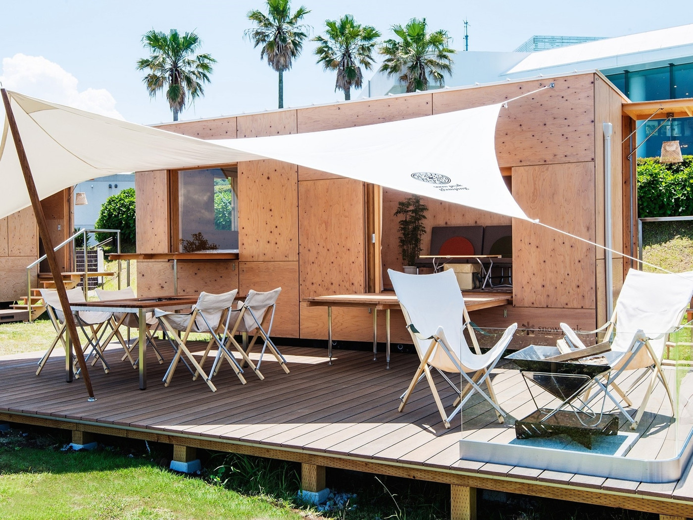 リゾート感漂うモバイルハウスにステイしよう！3395263